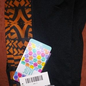 Small Lularoe Jade workout pants